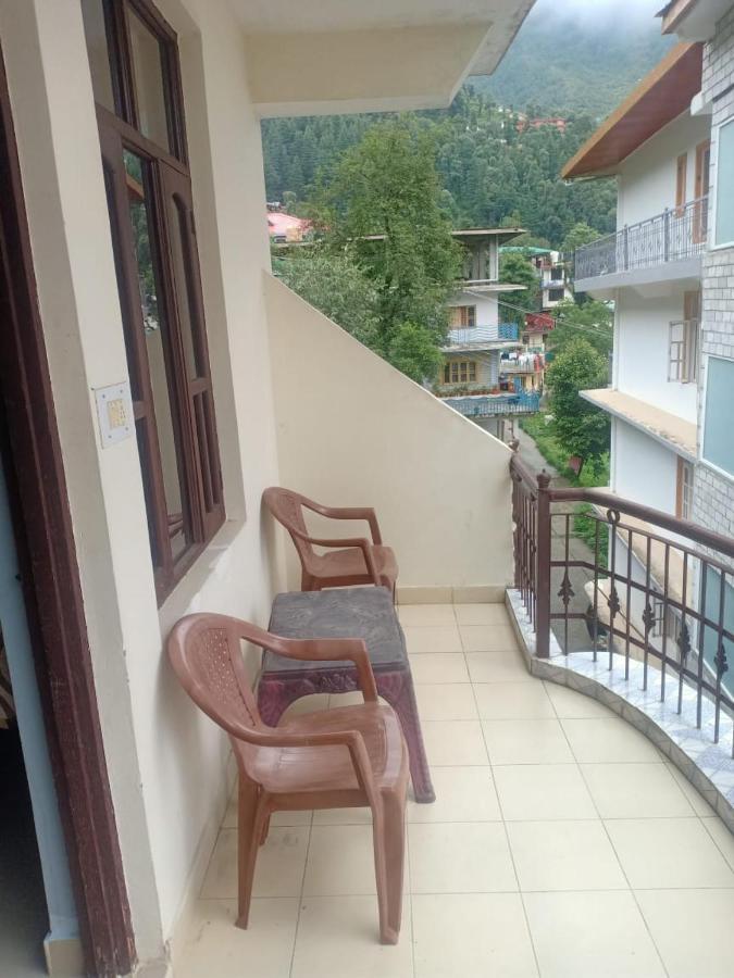 Aman Inn Dharamshala Buitenkant foto