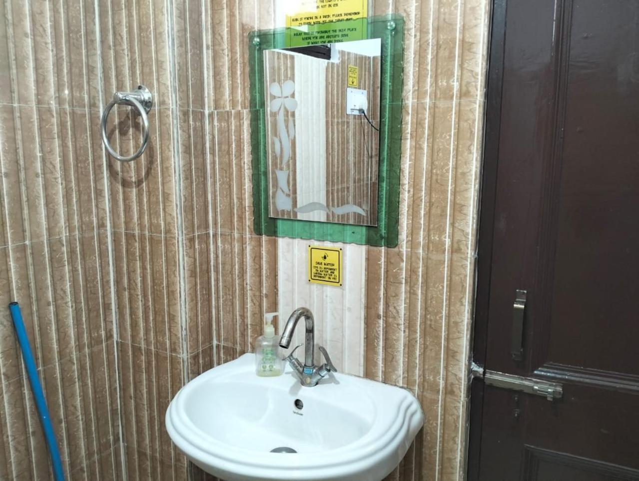 Aman Inn Dharamshala Buitenkant foto