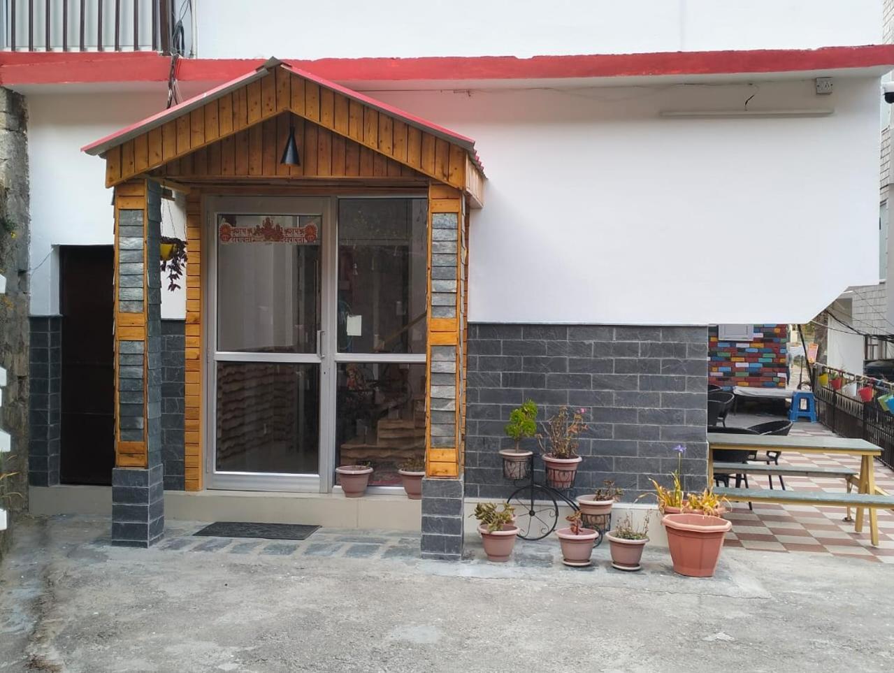 Aman Inn Dharamshala Buitenkant foto