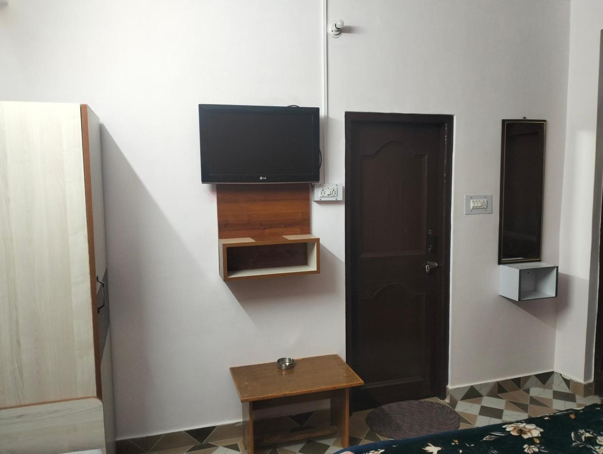Aman Inn Dharamshala Buitenkant foto